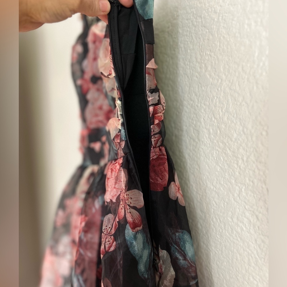 NWOT Bringing the Charm Black Floral Organza One-Shoulder Maxi Dress - Picture 7 of 9